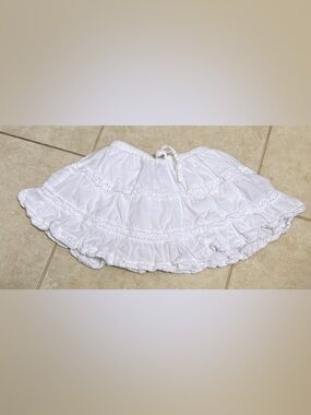 Mini Boden White Tiered Lace Trim Skirt
